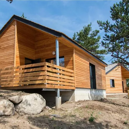 Chalet Village De Gîtes Des Bouviers Saint-Denis (Lozere)